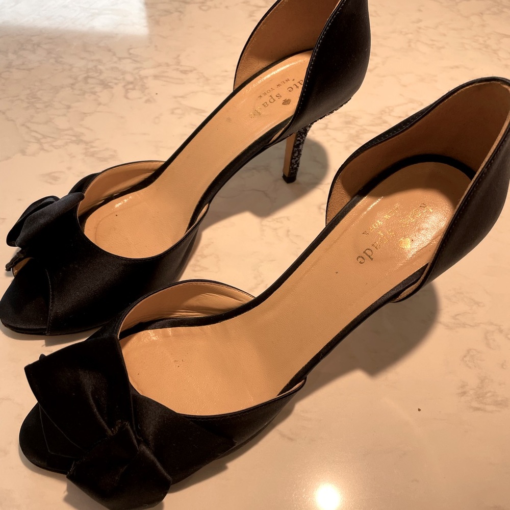 Kate Spade navy blue peep toe heels